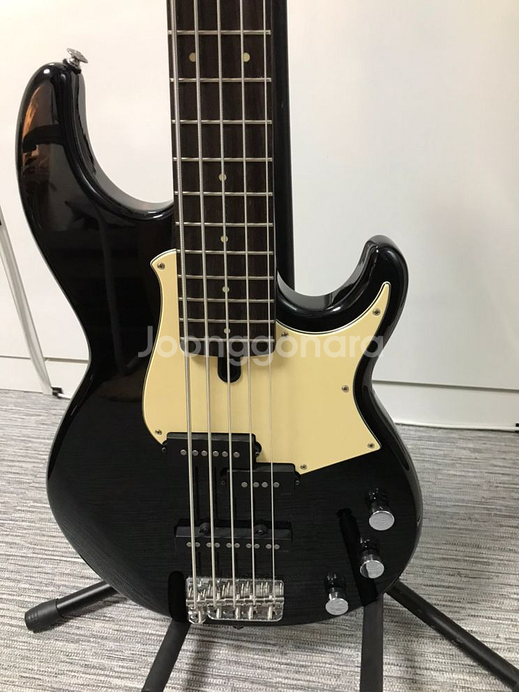 야마하 YAMAHA BB435 민트급 5현 베이스 팝니--3
