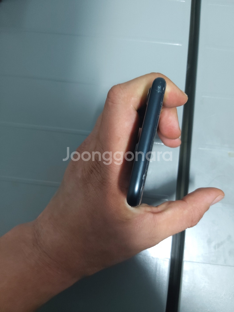 아이폰7 32기가 팝니다--5