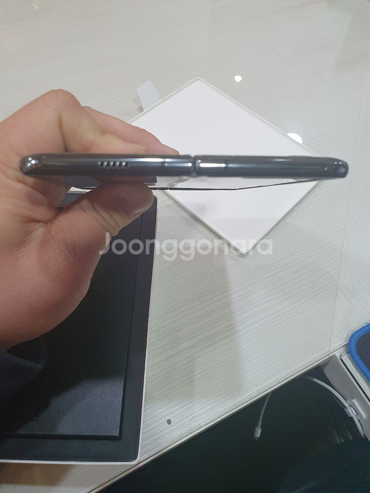 대구)달말기자급제 갤럭시폴드f907 판매합니다.--3