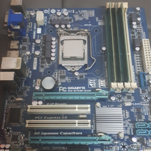 i5 2500/ga-b75m-d3h/ddr3 4g×3