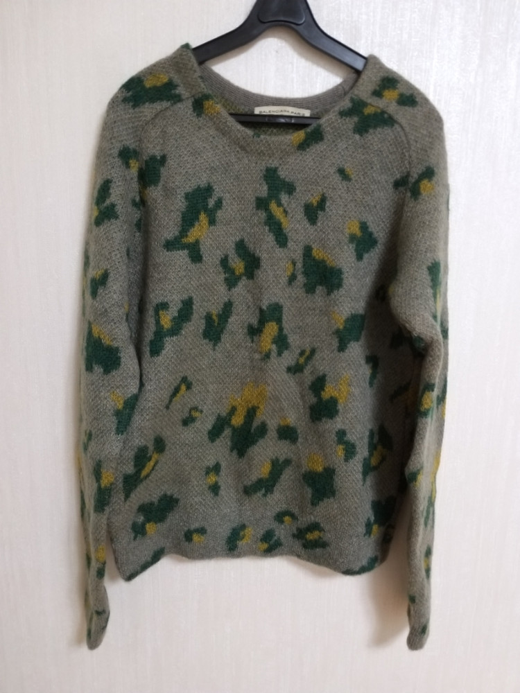 명품 여성 발렌시아가 라운드넥 니트 (새상품.박시95) 이미지