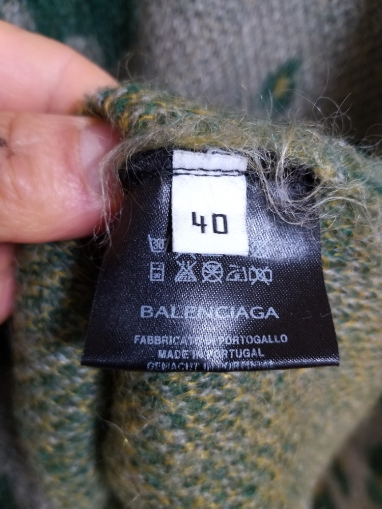 명품 여성 발렌시아가 라운드넥 니트 (새상품.박시95) 이미지