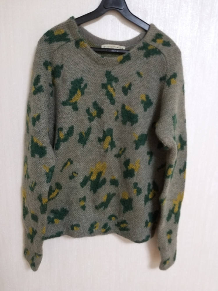 명품 여성 발렌시아가 라운드넥 니트 (새상품.박시95) 이미지