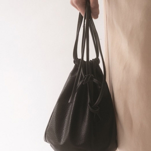 hasto mini bucket bag black