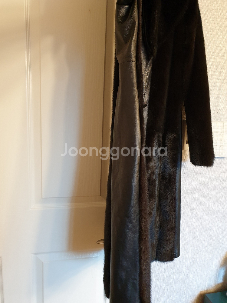 OSSO 밍크.양가죽 양면롱트렌치 코트--3