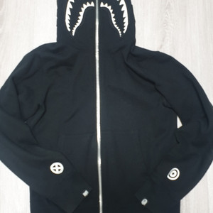 베이프 바운티헌터 콜라보 샤크후드M