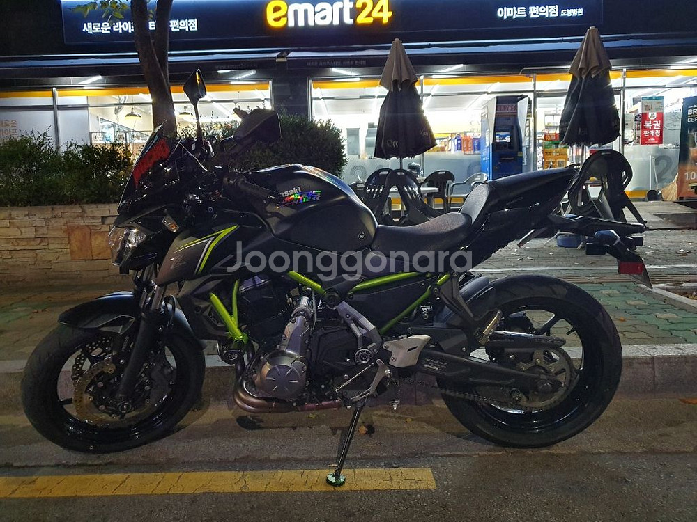 병적으로 관리한 가와사키 z650 판매합니다.--1