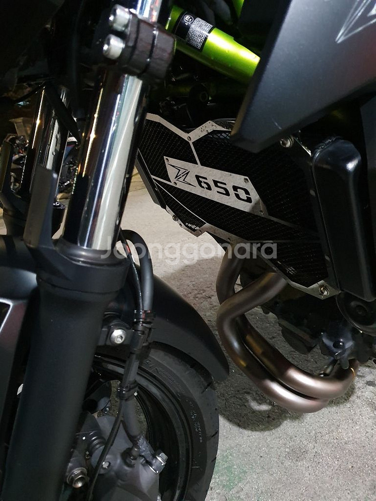 병적으로 관리한 가와사키 z650 판매합니다.--5