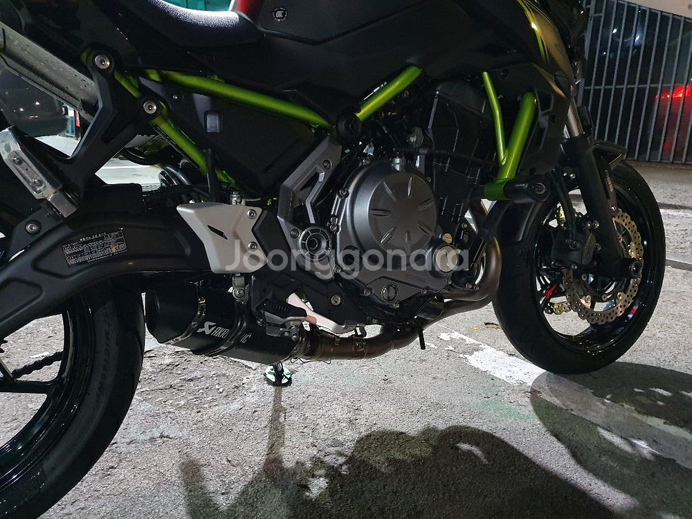 병적으로 관리한 가와사키 z650 판매합니다.--8
