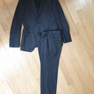 GUCCI 양복 (size: 48R)