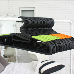 (새상품) 흘러내리지않는 논슬립 옷걸이 60개 세트