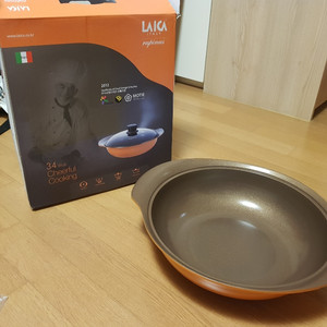 34웍 라이카루피너스 전골냄비