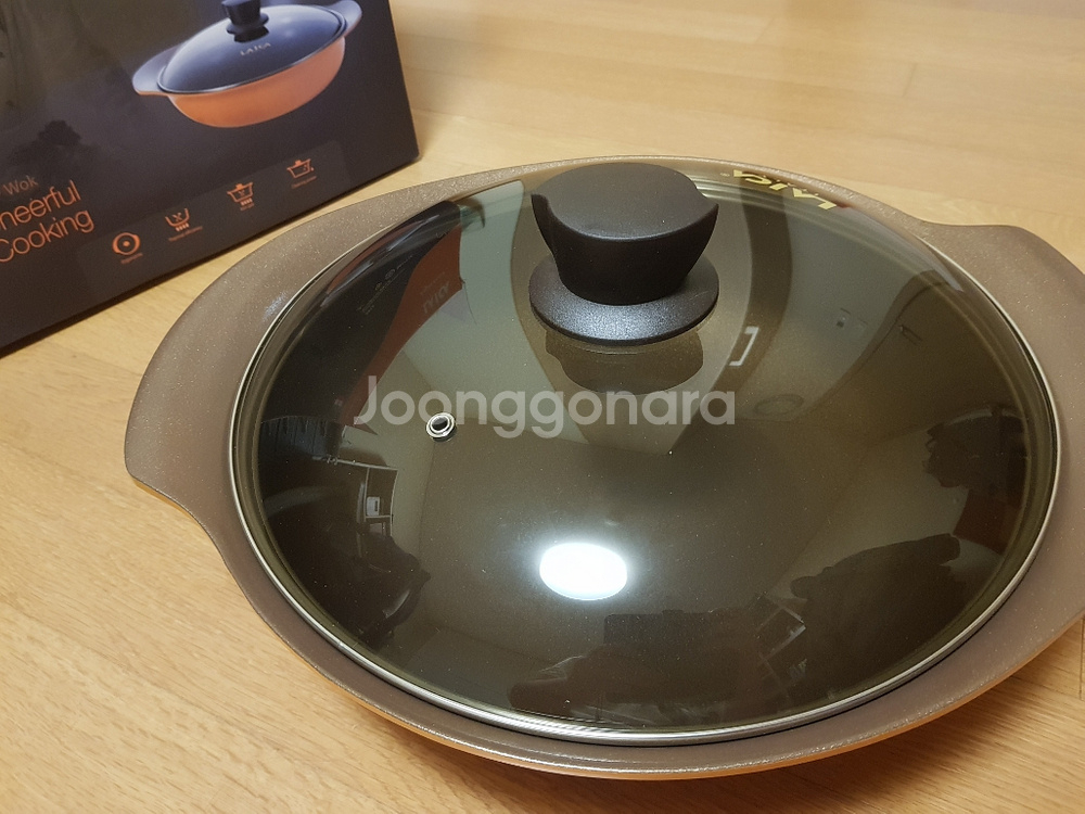 34웍 라이카루피너스 전골냄비--3