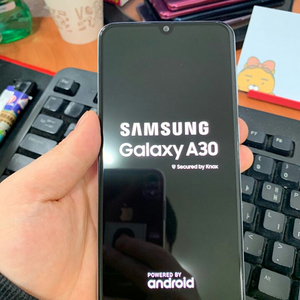 갤럭시A30 32GB U+ 화이트 외관 S급 공기계