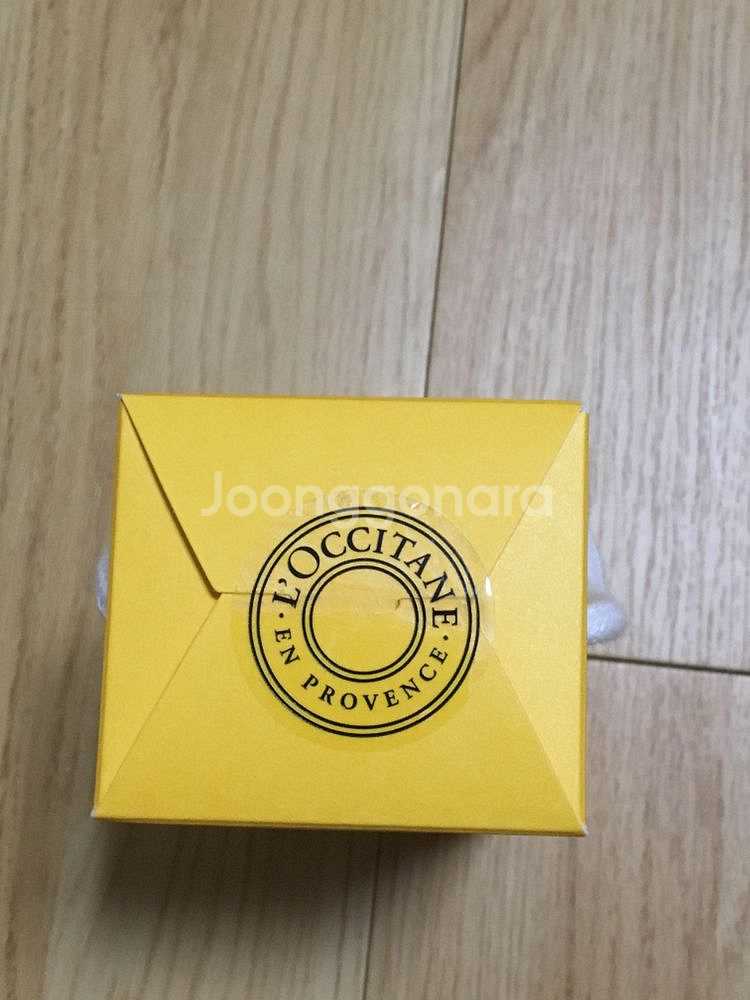 미개봉/선물포장있음/록시땅 핸드크림 대용량 75ml--4