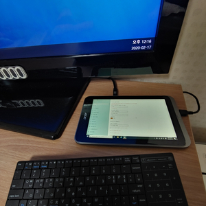에이서 아이코니아 w4-820 윈도우 태블릿 터치키보드
