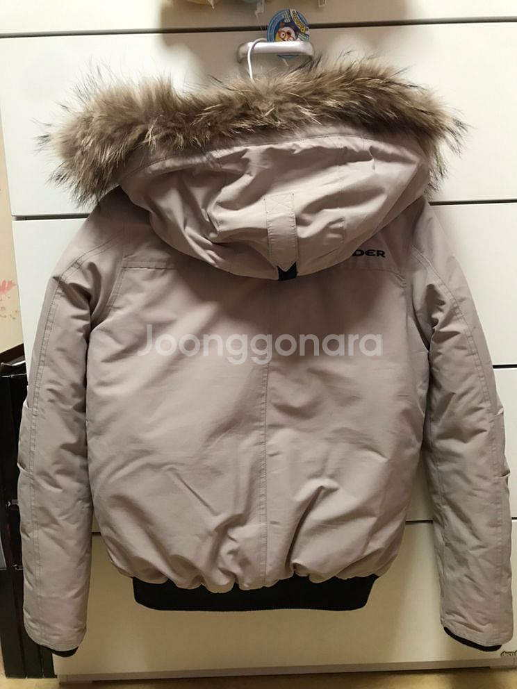 아이더숏패딩베이지--1