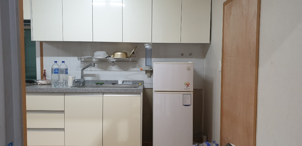 컨테이너3*6 살림집,농막 구리 남양주 직거래.콘테이너--1