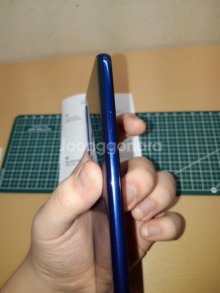 갤럭시 a9 2018 (자급제 128gb)공기계--3