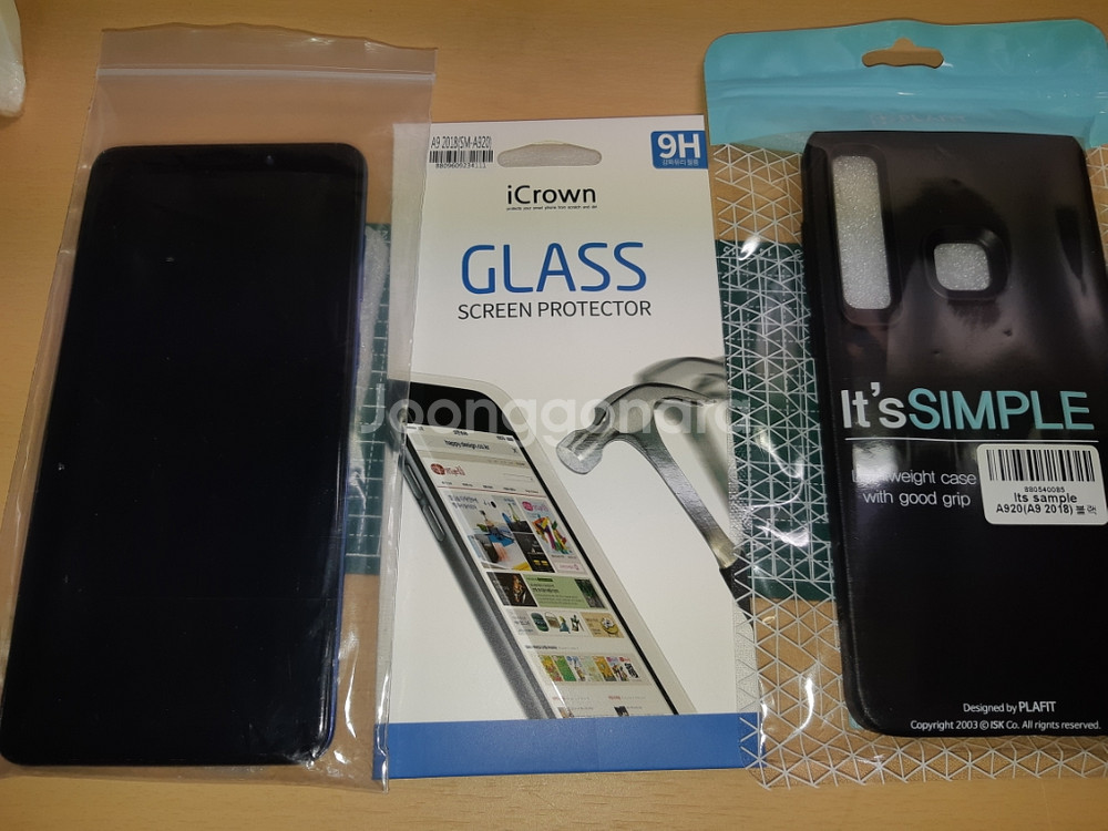 갤럭시 a9 2018 (자급제 128gb)공기계--6