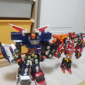 카봇 펜타스톰, 에이스, 오토소닉, 비트론판매합니다.