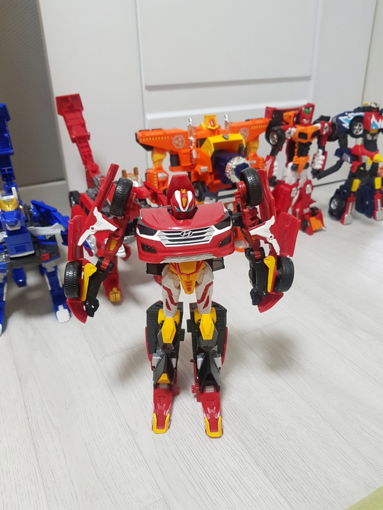 카봇 펜타스톰, 에이스, 오토소닉, 비트론판매합니다.--3