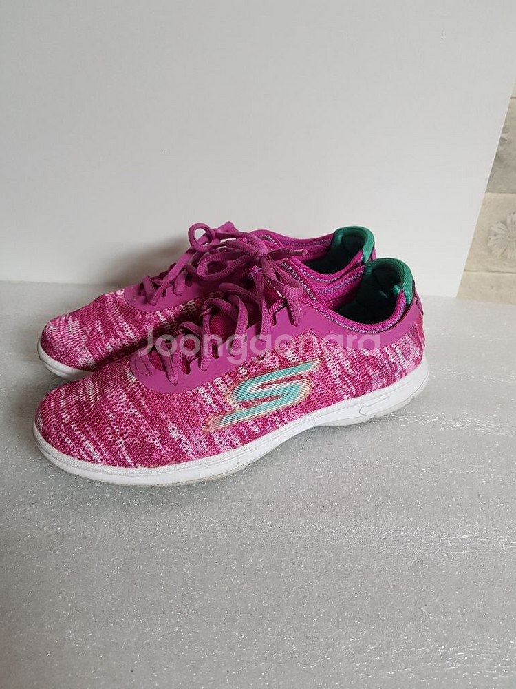 (240) 스케처스 고 워킹화--1