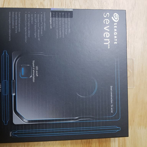 SEAGATE SEVEN 1TB 외장HDD 팝니다.