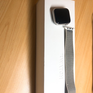 애플워치4 40mm 알루미늄 gps 실버색상