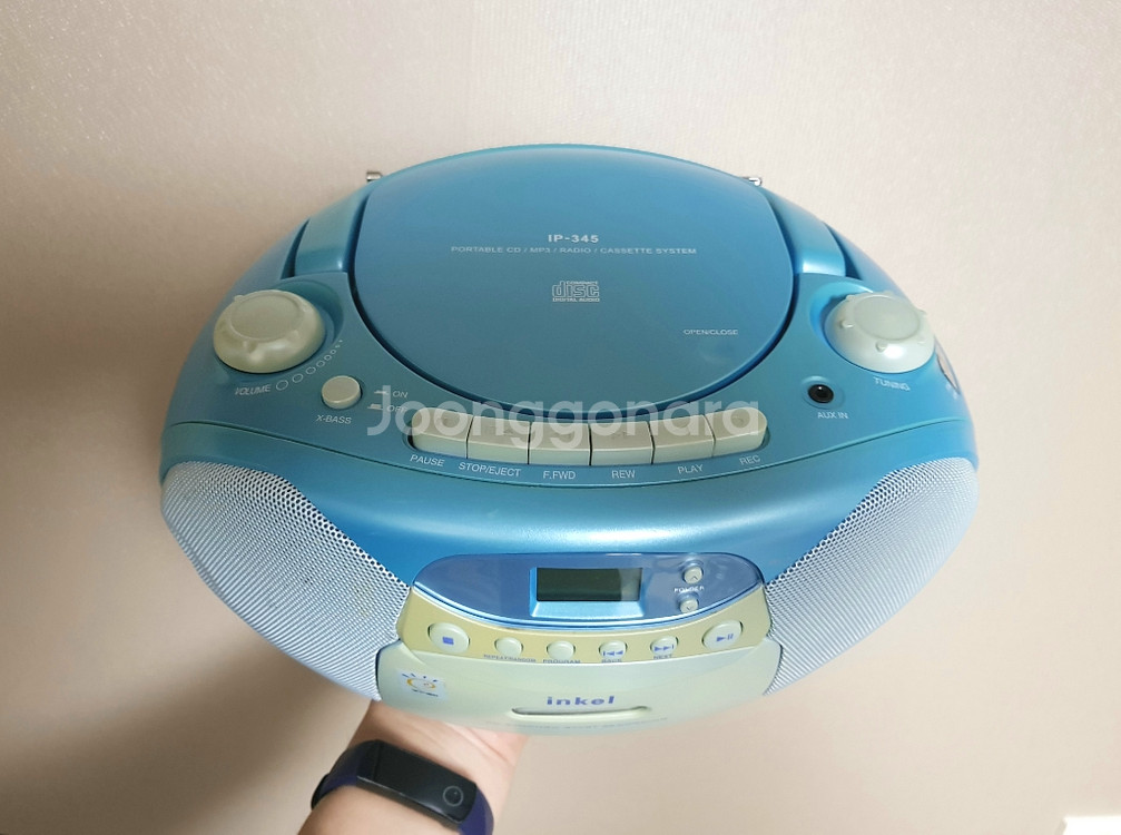 인켈 포터블 카세트 라디오 CD 플레이어 팝니다--1