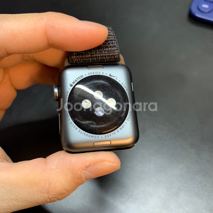 애플워치3 42mm 나이키 GPS 팝니다--0