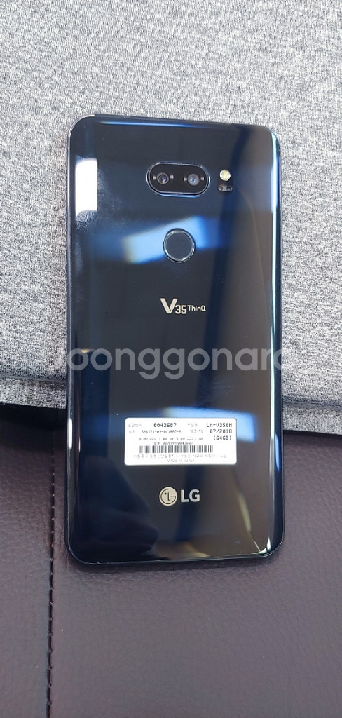 LG V35 특s급 판매(출고가104만원)--1