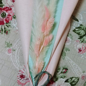 라피아? 원예용품 꽃다발 만들때 쓰는거
