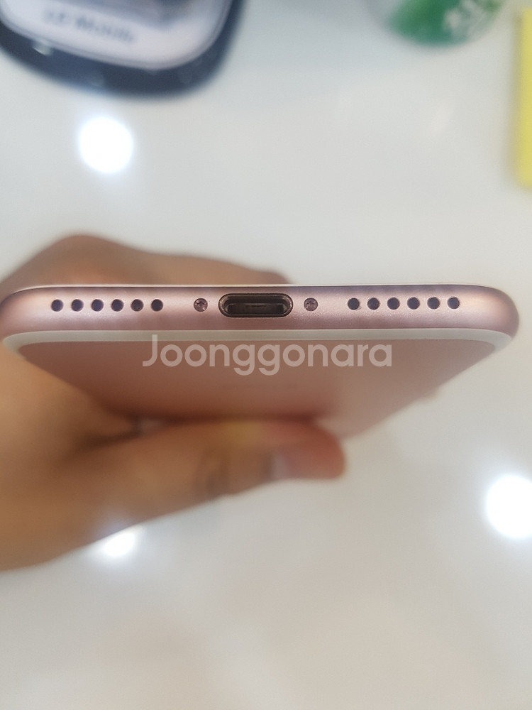 아이폰7 특A급합니다--4