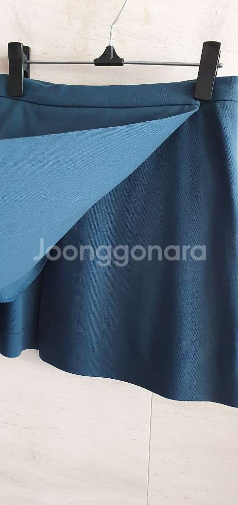 (정품) 라코스테 랩 스커트--4
