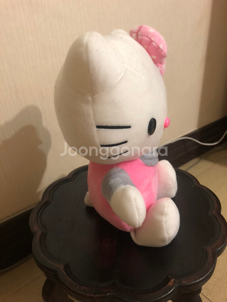 헬로키티 정품인형--1