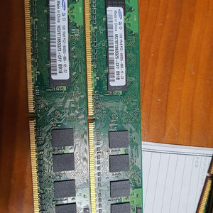 삼성 DDR2-PC2-6400U 1GB 램 2개