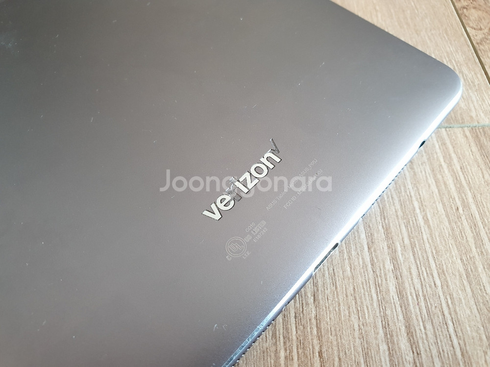 ASUS 아수스 젠패드 Z8S 테블릿 판매합니다.--5