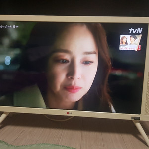 LG 32인치 클래식디자인 LED TV입니다.