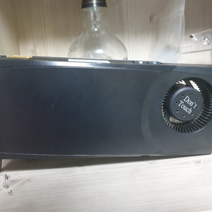 GTX 555(GTX 560SE와 비슷)