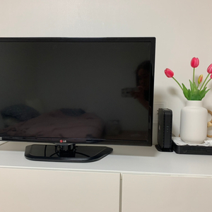 LG 32인치 TV 32LN540B (가격내림)