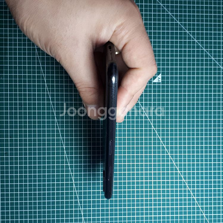 아이폰xs 64스그 상태좋음 판매--3