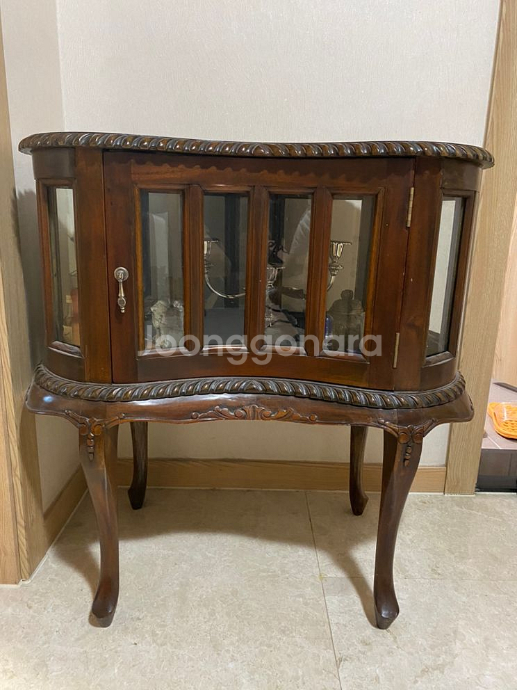 [엔틱가구] 장식장,삼단서랍장--1