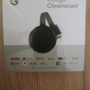 구글 크롬캐스트 3세대 한국정식발매 미개봉 팝니다.