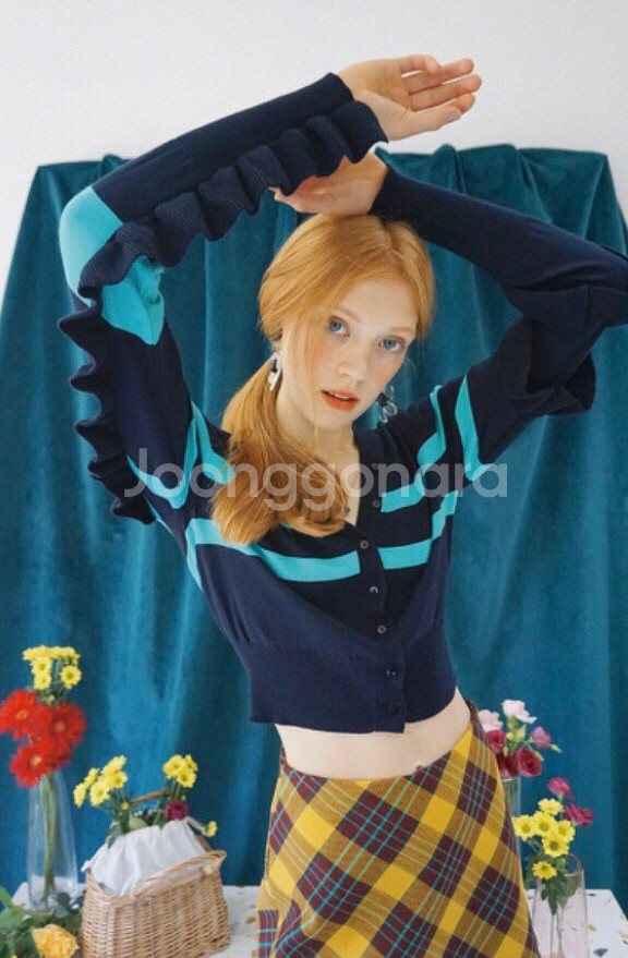 (구해요)lmml studio 시그니처 프릴가디건--1