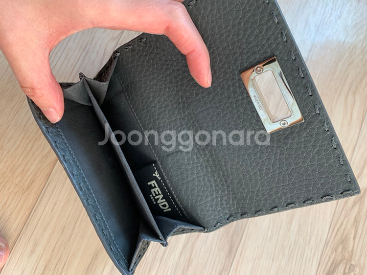 펜디여성지갑--1