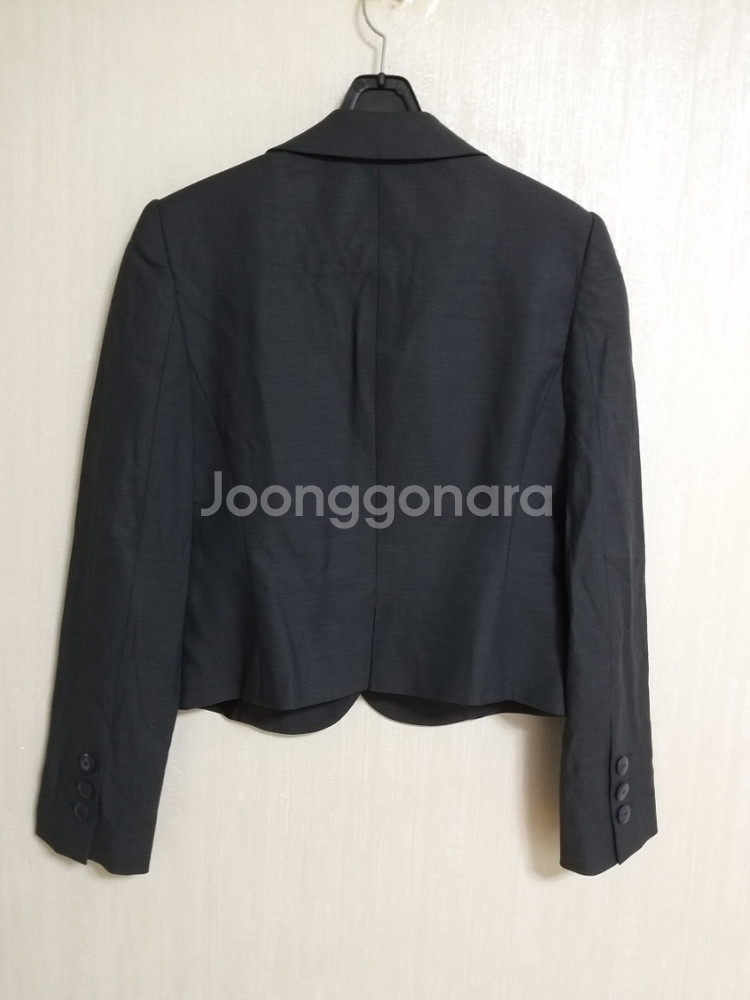 명품 여성 엠포리오아르마니 자켓 (.스판90)--6