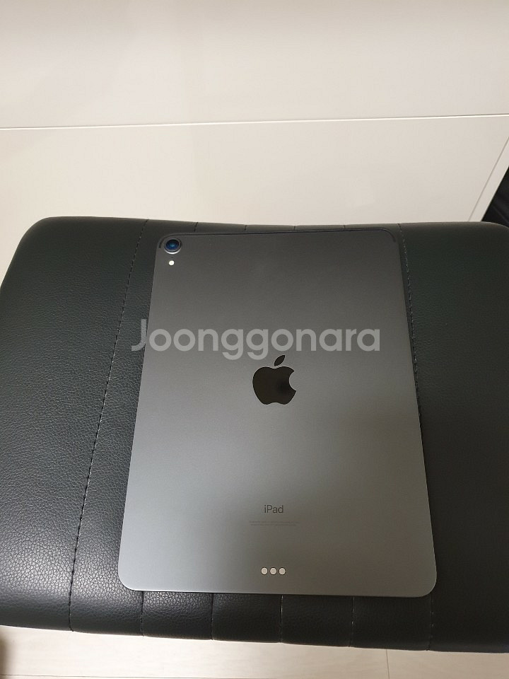 아이패드 프로 3세대 11인치 스그 64기가 팝니다.--2