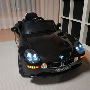 BMW Z8 전동차