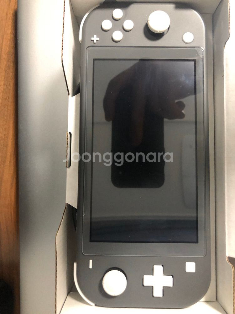 닌텐도 스위치 라이트 + 동물의숲 팩 팝니다.--2